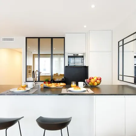 Petit Martinez Yourhosthelper Apartment Cannes